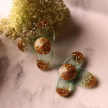Load image into Gallery viewer, Floral Burst Stud Earrings