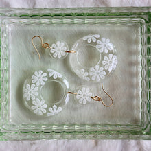 Load image into Gallery viewer, Delilah Daisy Hoop Earrings