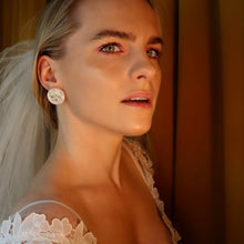 Load image into Gallery viewer, Pearl Victoire Studs