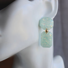 Load image into Gallery viewer, Iridescent Ethereal Gem Earrings