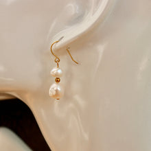 Load image into Gallery viewer, Audrey Freshwater Pearl Earrings