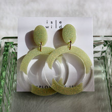 Load image into Gallery viewer, Illusion Spotlight Hoop Earrings