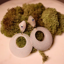 Load image into Gallery viewer, Mod Pop Resin Earrings