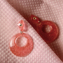 Load image into Gallery viewer, Mod Pop Resin Earrings