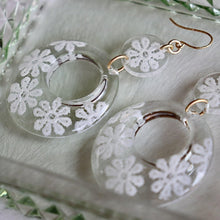 Load image into Gallery viewer, Delilah Daisy Hoop Earrings